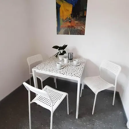 In Apartman *