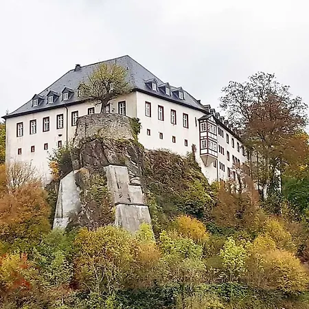 Apartman In *